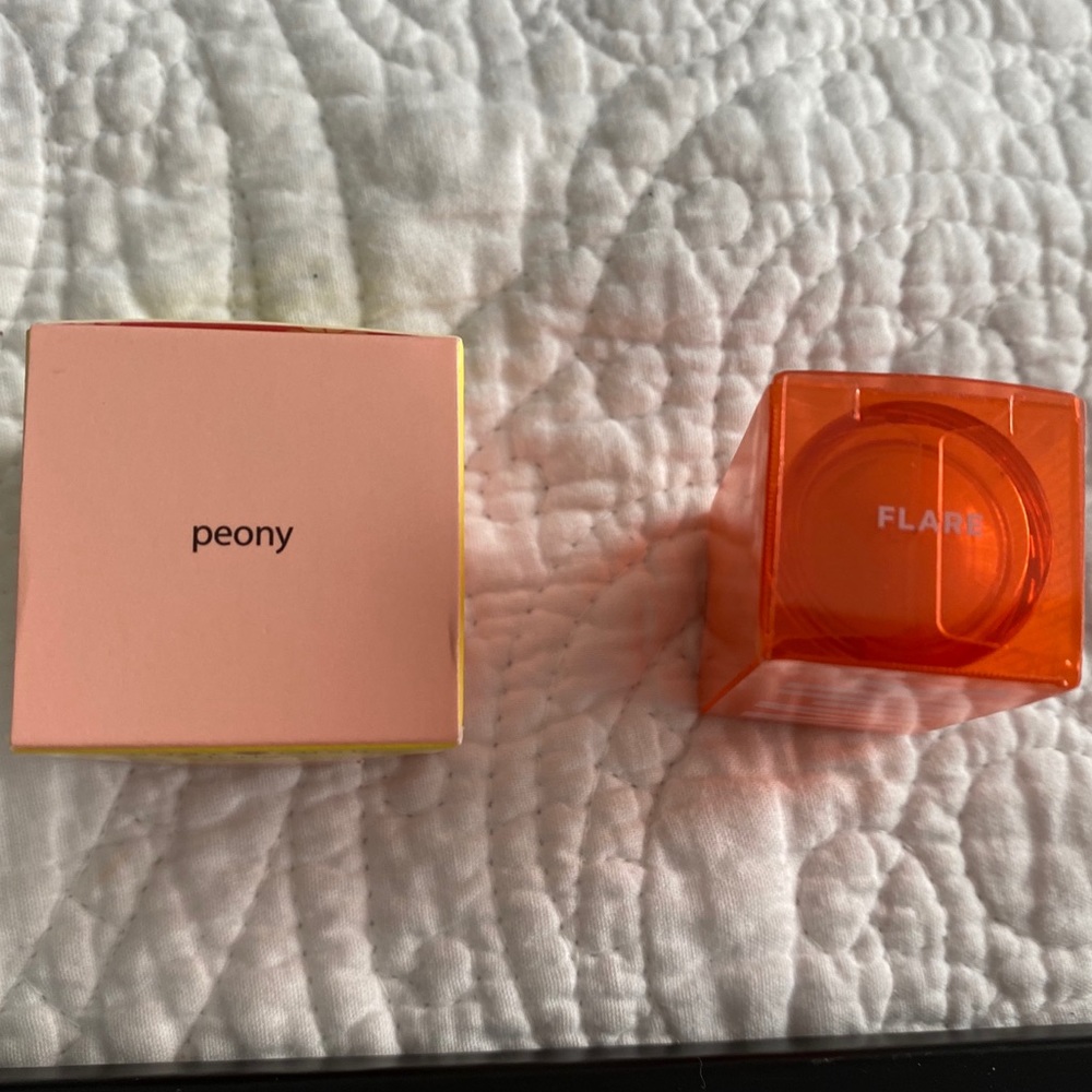 Makeup bundle - Picture 4 of 9